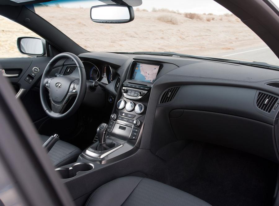  Hyundai Genesis Coupe 2013 года  (фото 34 из 76)